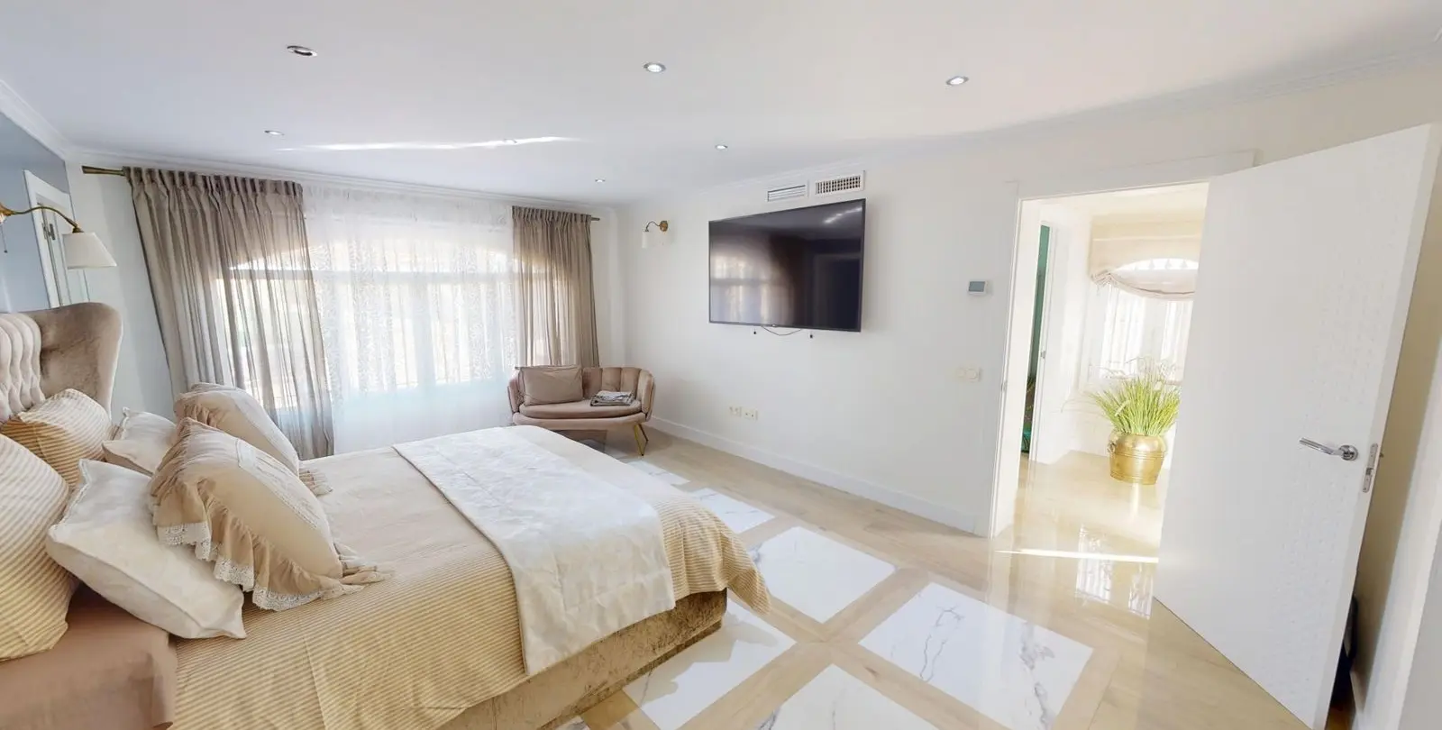 Venta de casa pareada en Caleta de Vélez 13