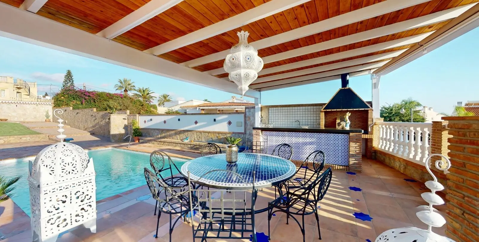 Venta de casa pareada en Caleta de Vélez 37