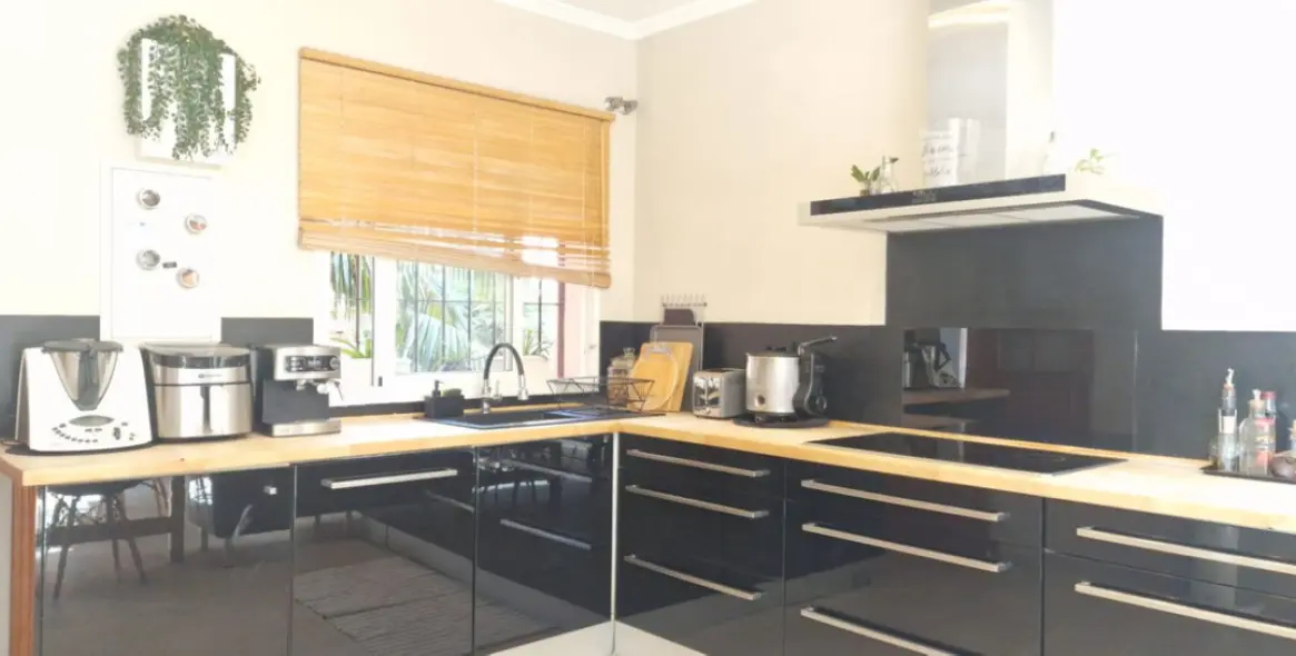 Sale of detached villa in Pinares de San Antón 9