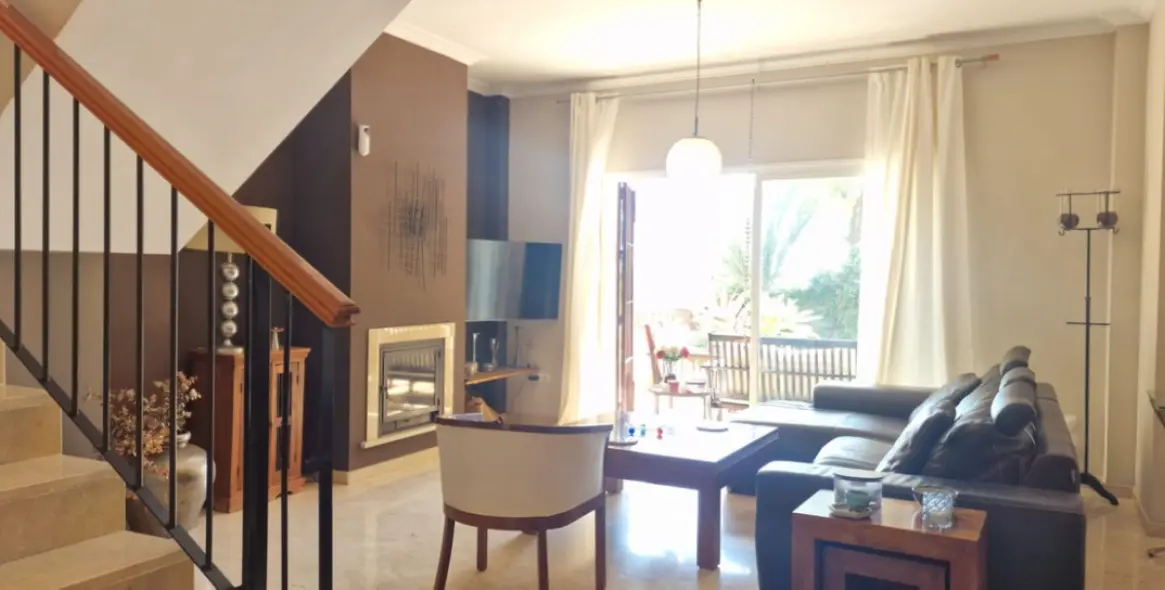 Sale of detached villa in Pinares de San Antón 19