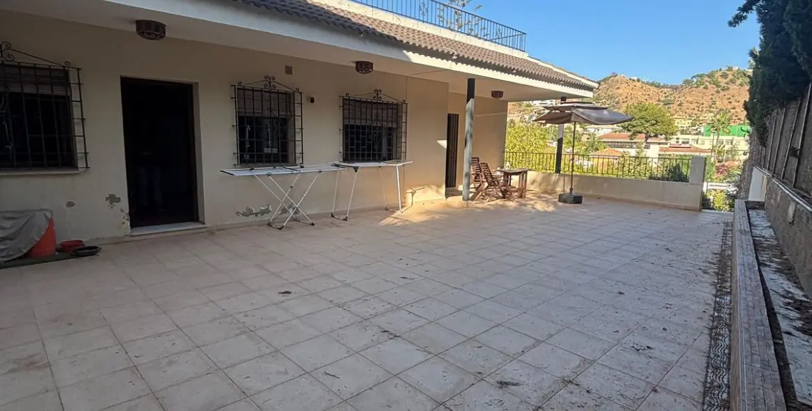Sale of detached villa in Mayorazgo 8