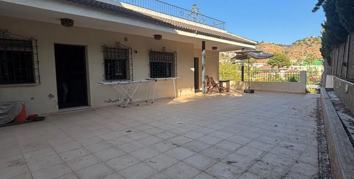 Sale of detached villa in Mayorazgo 11