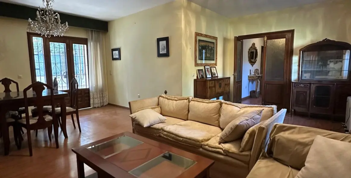 Sale of detached villa in Mayorazgo 37