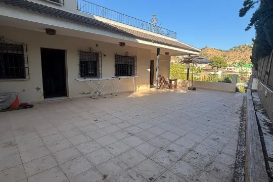 Image 8 thumb
