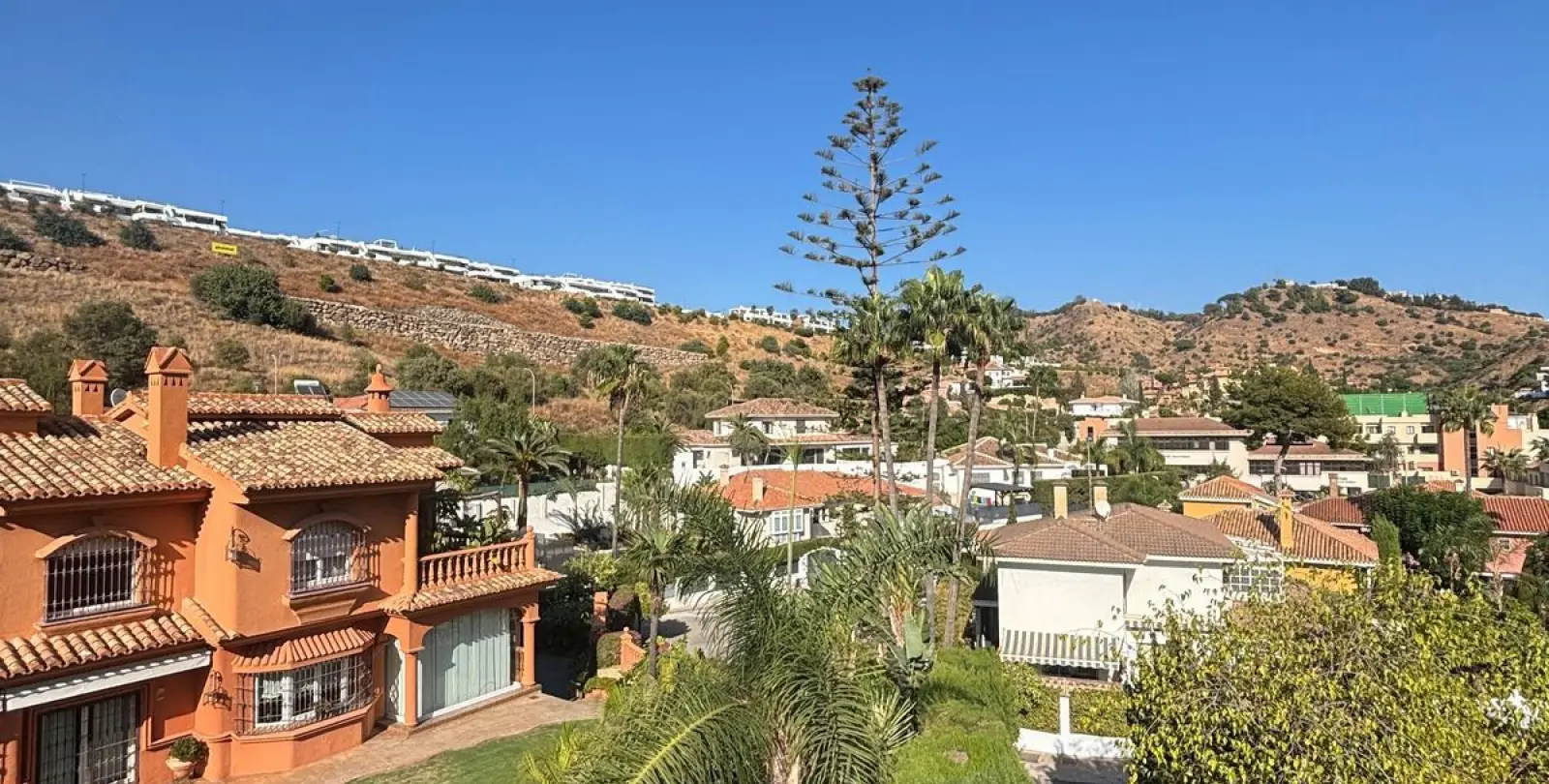 Sale of detached villa in Mayorazgo 15