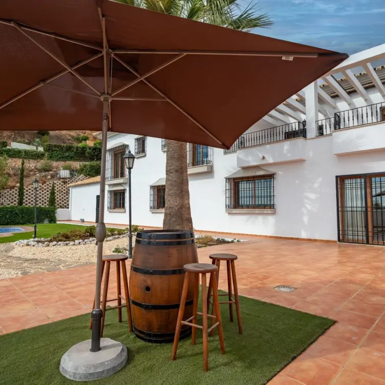 Venta de villa independiente en Pinares de San Antón