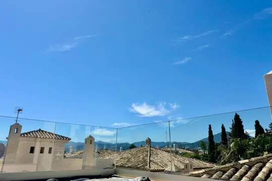 Image 7 thumb