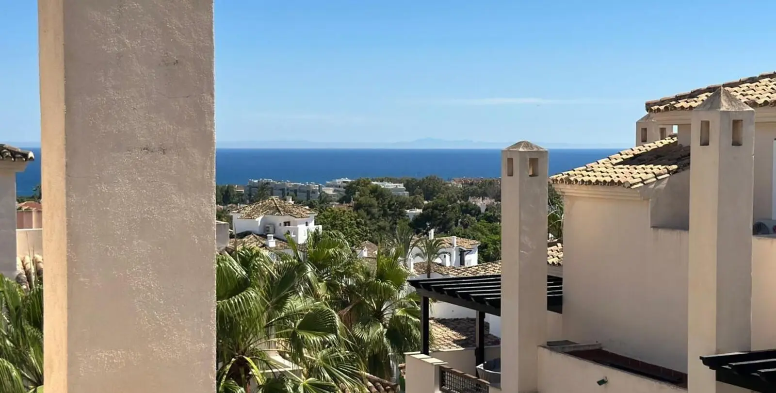 Venta de ático dúplex en Nueva Andalucía 21