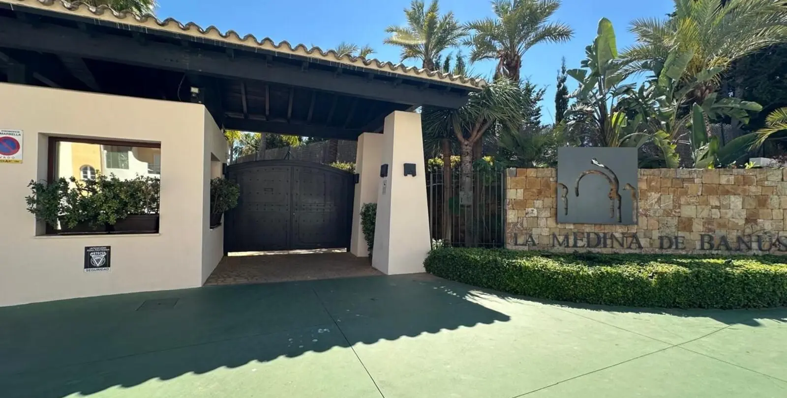 Venta de ático dúplex en Nueva Andalucía 22
