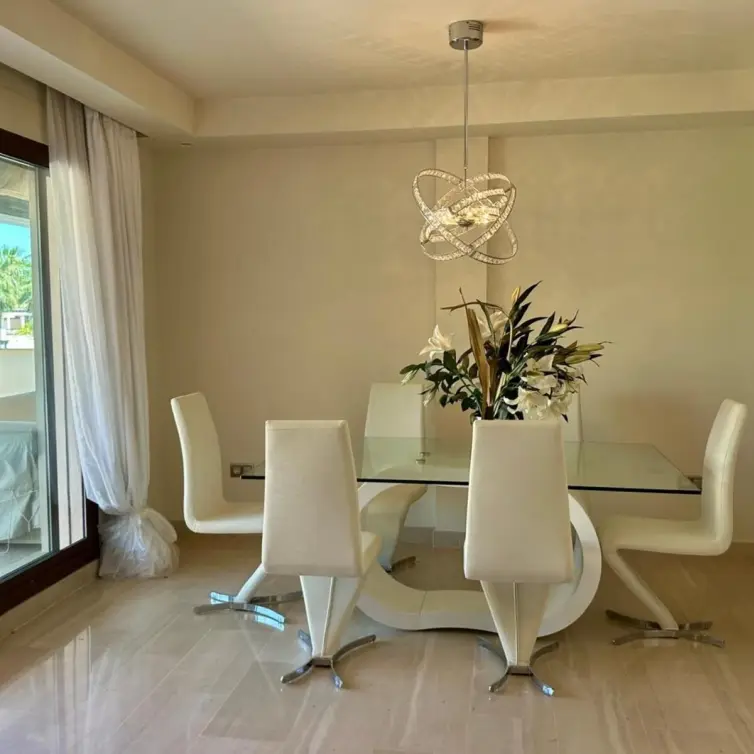Sale of penthouse duplex in Nueva Andalucía