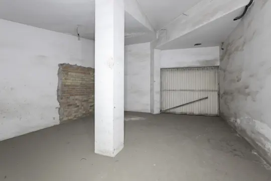 Image 4 thumb