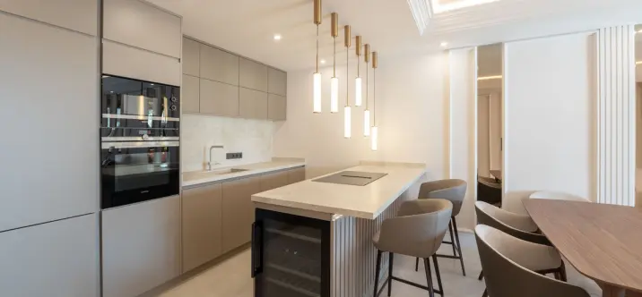 Venta de apartamento en planta baja en New Golden Mile 1