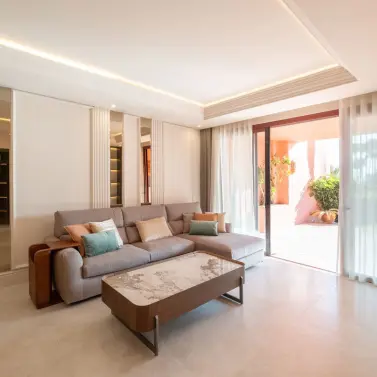 Venta de apartamento en planta baja en New Golden Mile