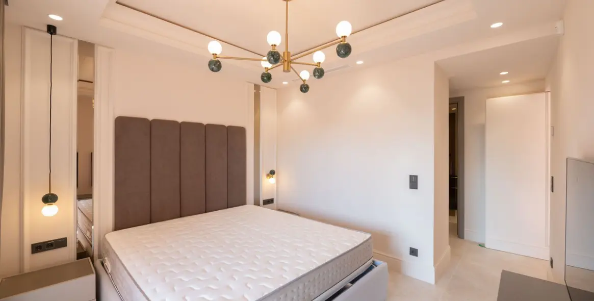 Venta de apartamento en planta baja en New Golden Mile 11