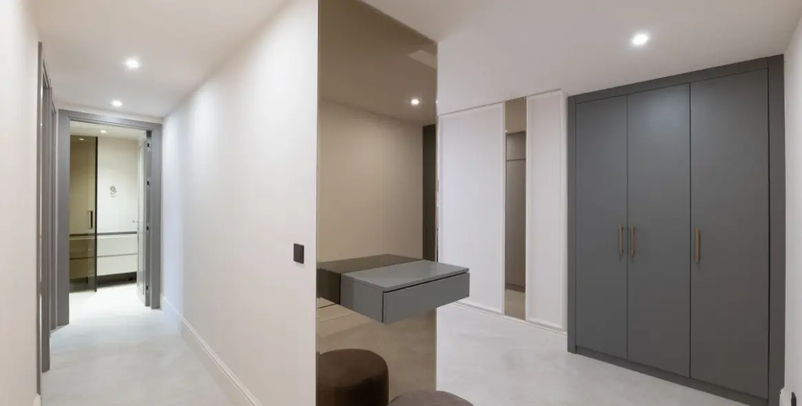 Venta de apartamento en planta baja en New Golden Mile 19