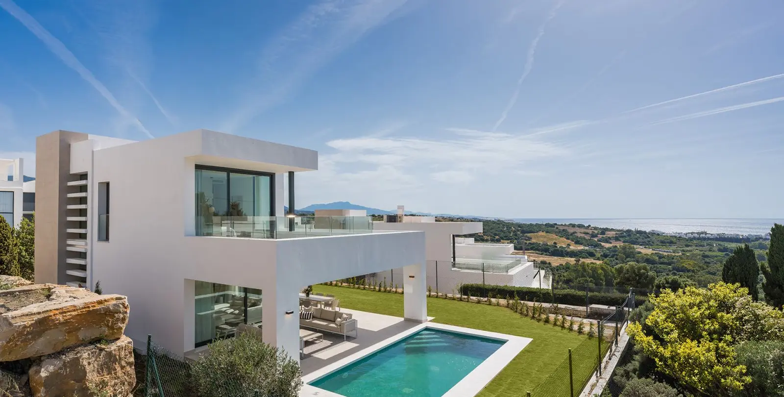 Sale of detached villa in Estepona 22