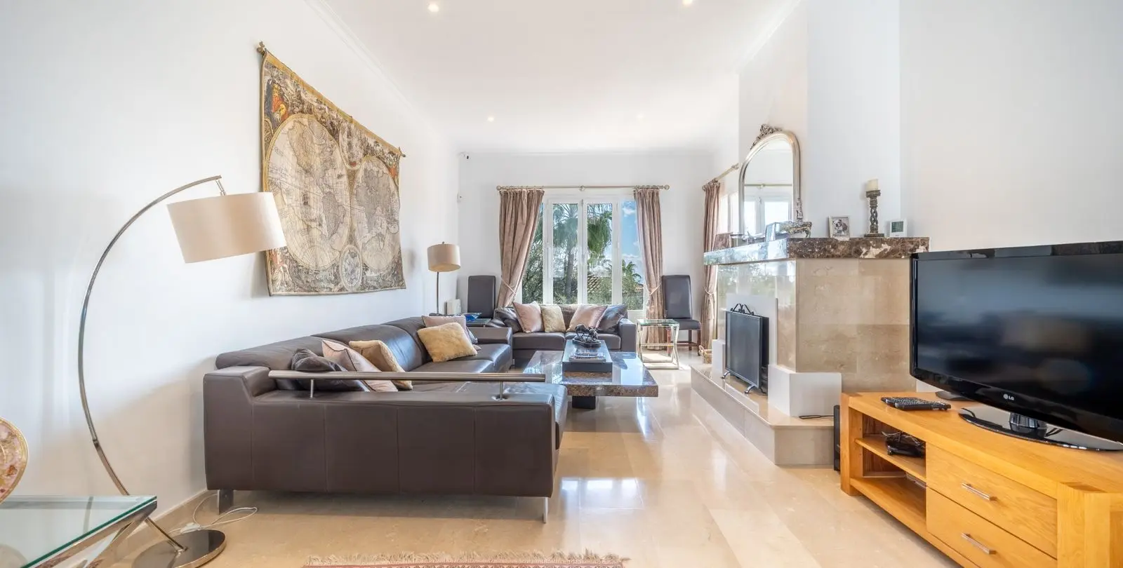 Venta de villa independiente en Istán 4