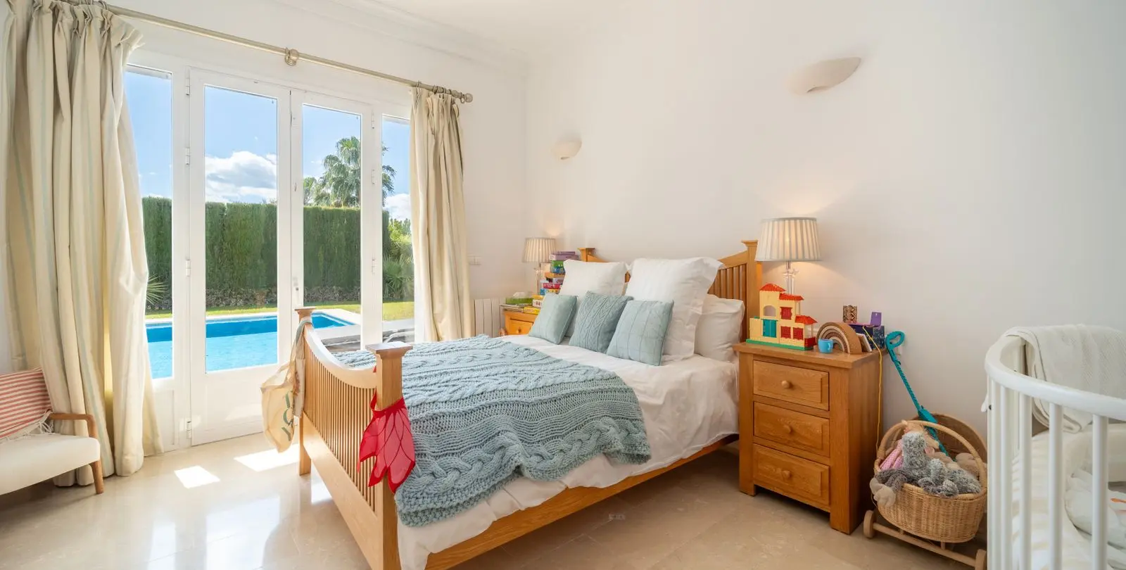 Venta de villa independiente en Istán 19