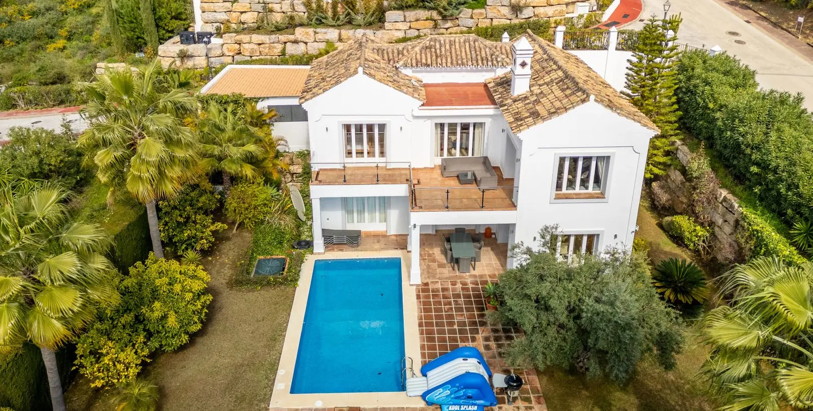 Venta de villa independiente en Istán 37