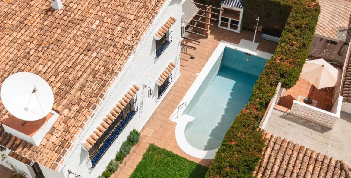 Venta de villa independiente en Fuengirola 1