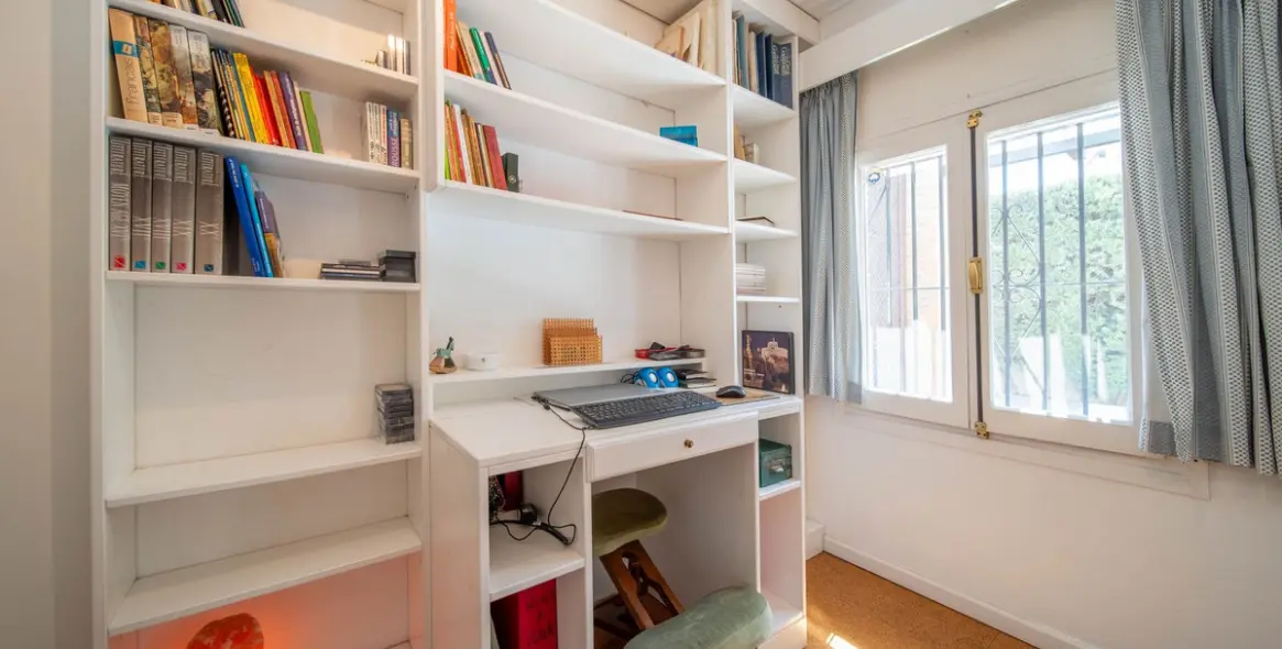 Продажа  отдельно стоящей виллы в Fuengirola 30