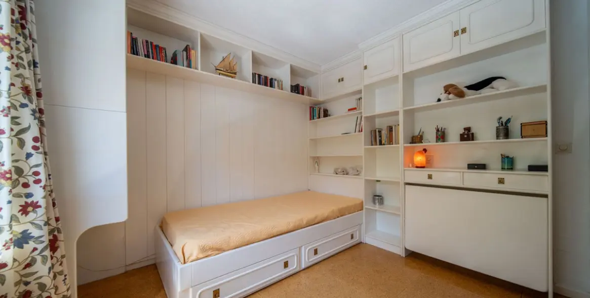 Продажа  отдельно стоящей виллы в Fuengirola 31