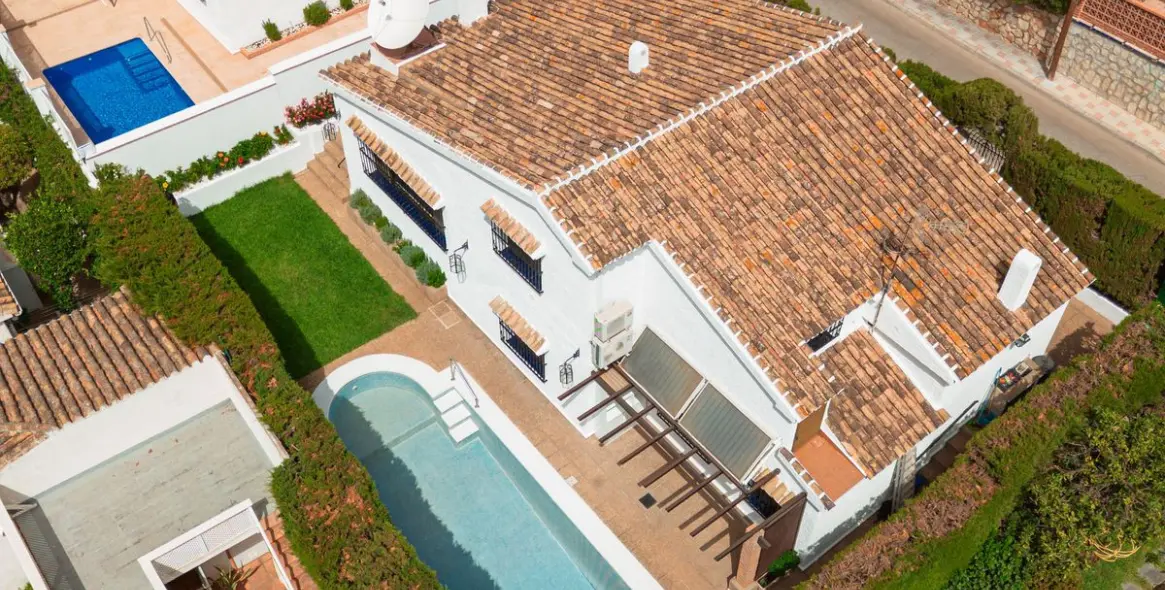 Продажа  отдельно стоящей виллы в Fuengirola 47