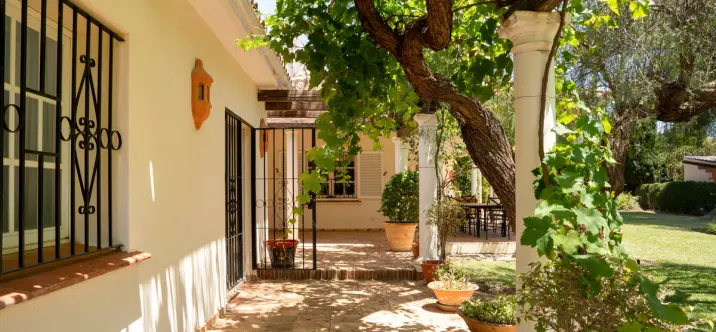 Oтдельно стоящая вилла R5195674 3