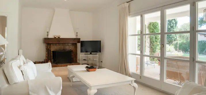 Oтдельно стоящая вилла R5195674 4