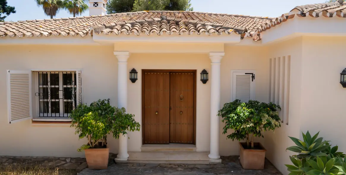 Продажа  отдельно стоящей виллы в Estepona (район El Paraiso) 15