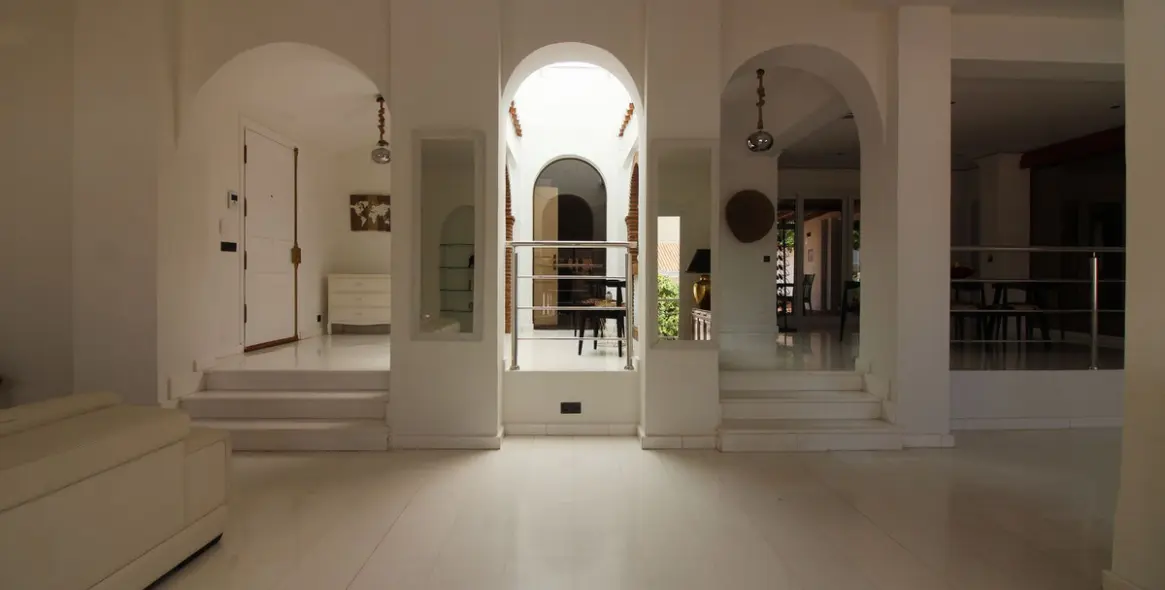 Продажа  отдельно стоящей виллы в Benalmadena 6