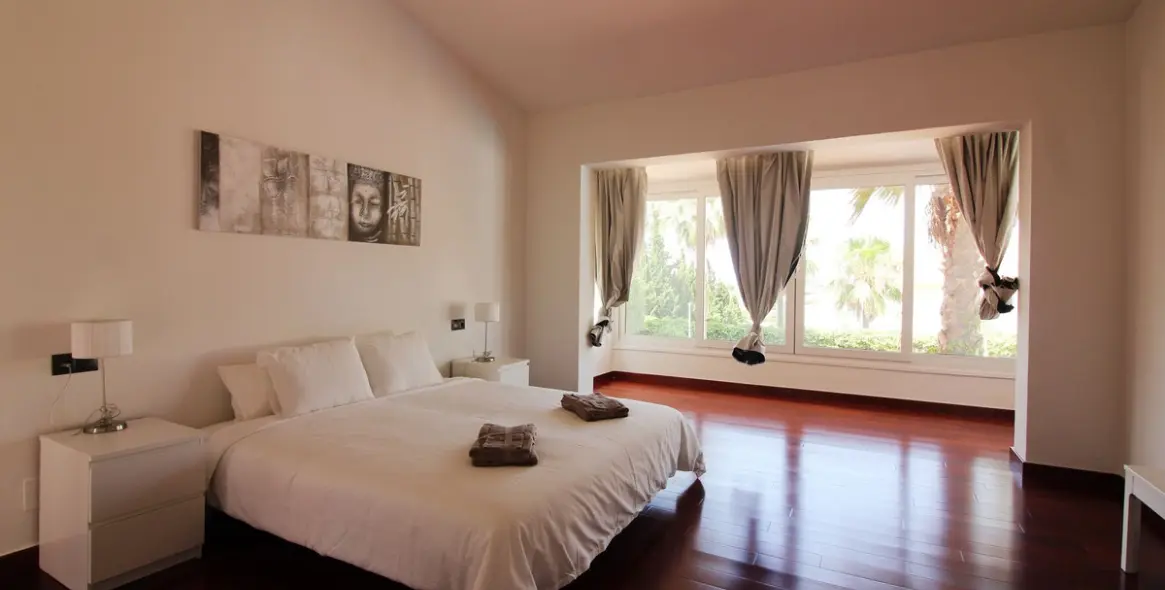 Продажа  отдельно стоящей виллы в Benalmadena 24