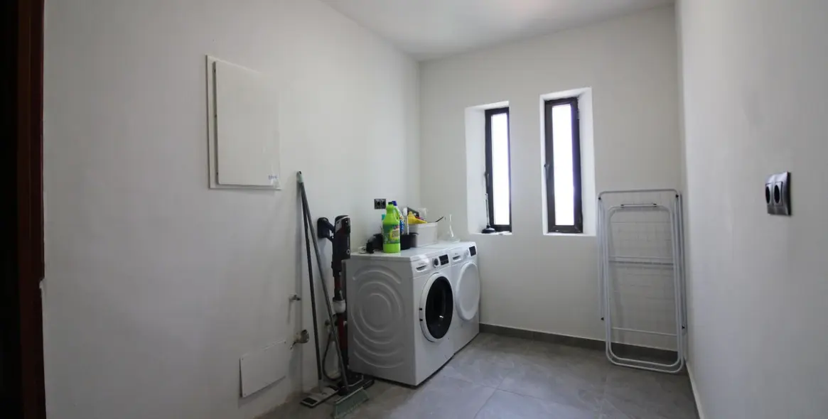 Продажа  отдельно стоящей виллы в Benalmadena 25