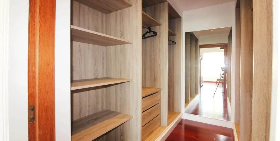 Продажа  отдельно стоящей виллы в Benalmadena 33