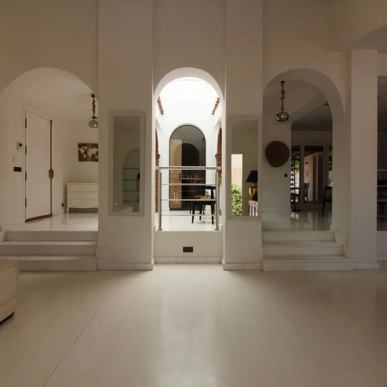Sale of detached villa in Benalmadena