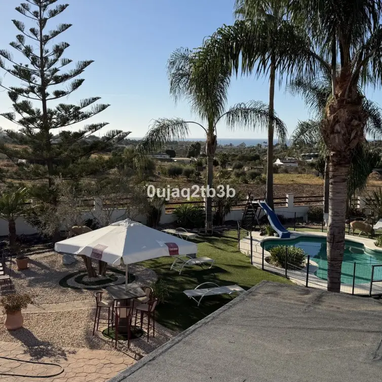 Sale of residential plot in Estepona