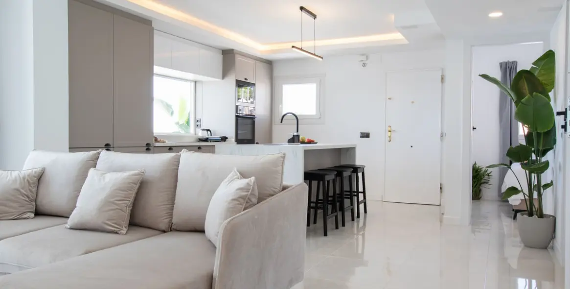 Продажа пентхауса в Calahonda 14