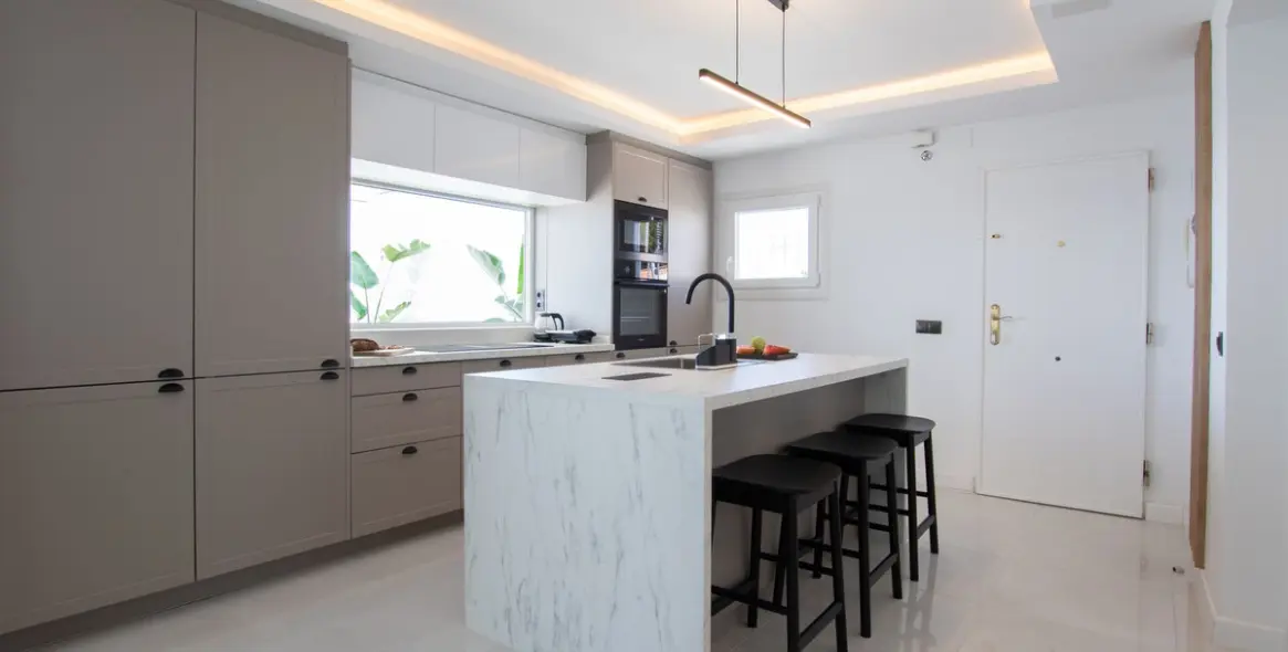 Продажа пентхауса в Calahonda 18