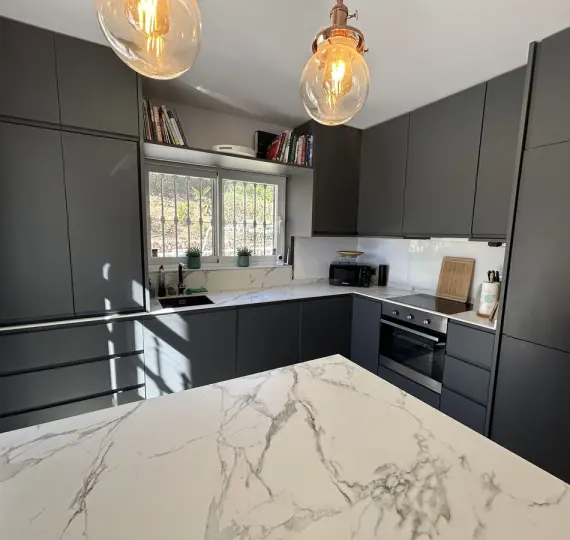 Oтдельно стоящая вилла R5200192