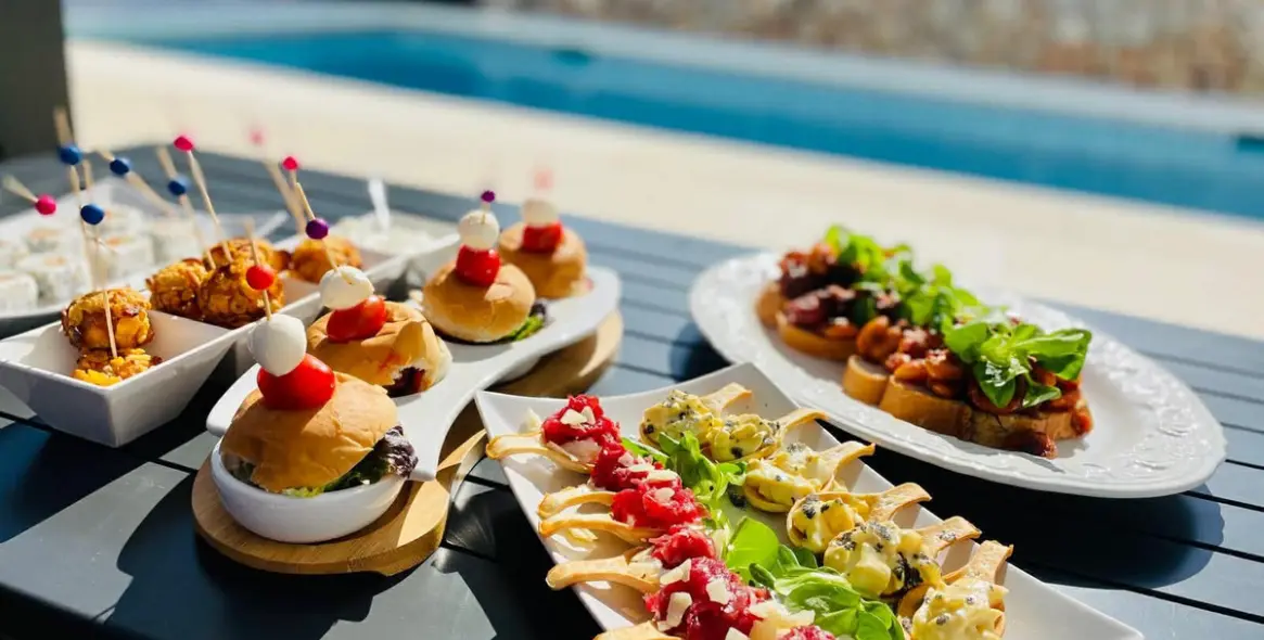 Sale of detached villa in Elviria 29