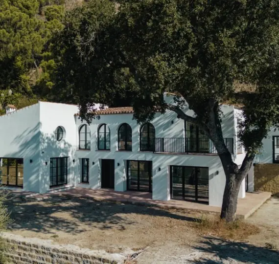 Venta de finca - cortijo en Casares