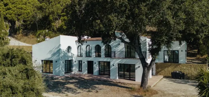 Venta de finca - cortijo en Casares 0