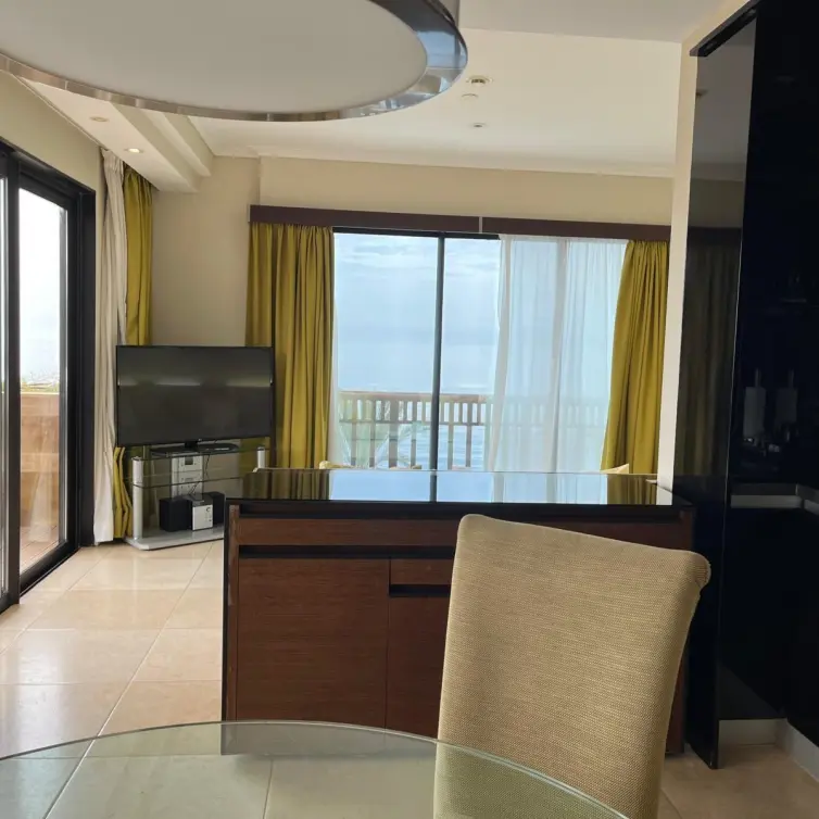 Sale of penthouse in Puerto Banús