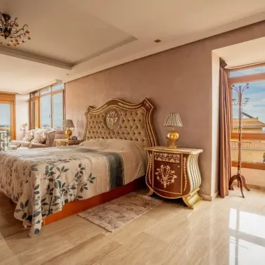 Sale of detached villa in Benalmadena Costa