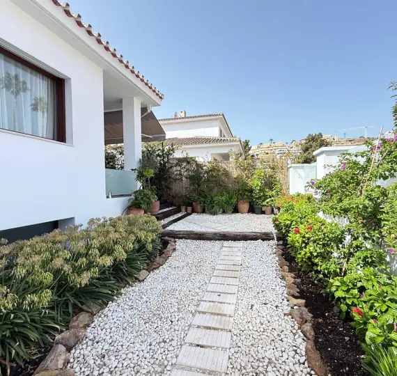 Sale of detached villa in La Cala de Mijas