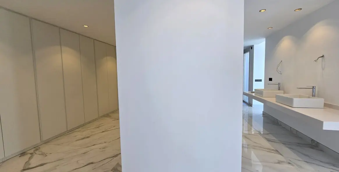 Sale of detached villa in Marbella East (district La Mairena) 8