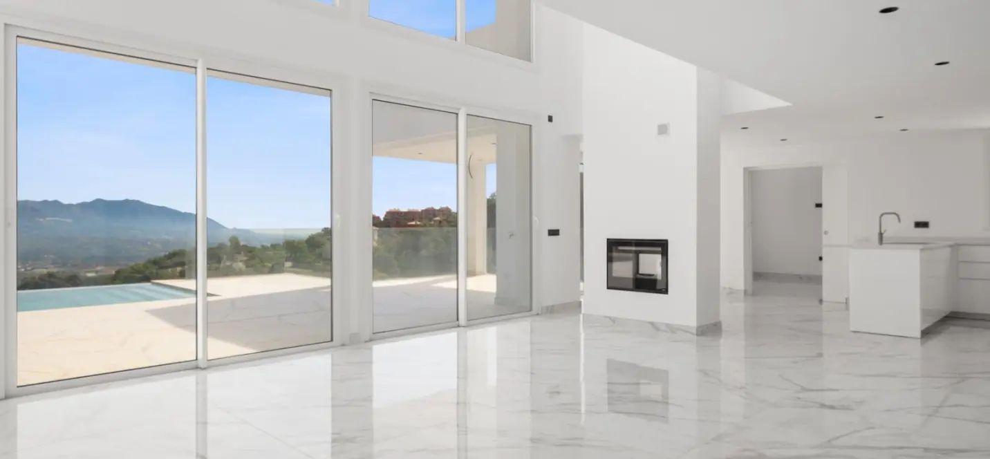 Sale of detached villa in La Mairena 1