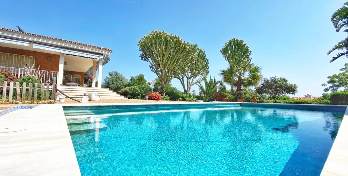 Продажа  отдельно стоящей виллы в Marbella 4