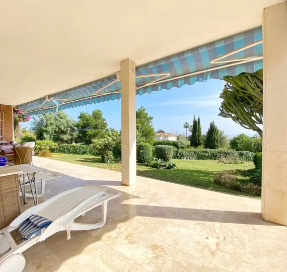Продажа  отдельно стоящей виллы в Marbella