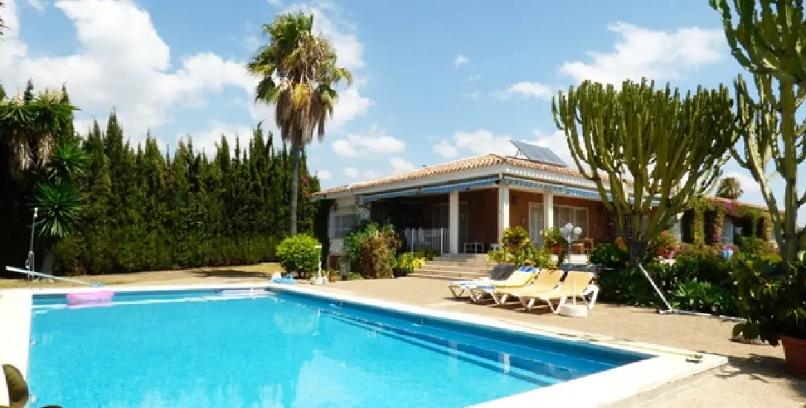 Продажа  отдельно стоящей виллы в Marbella 12